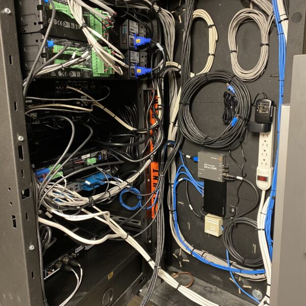 https://version3llc.com/wp-content/uploads/IMG_3719-scaled-600x600.jpeg